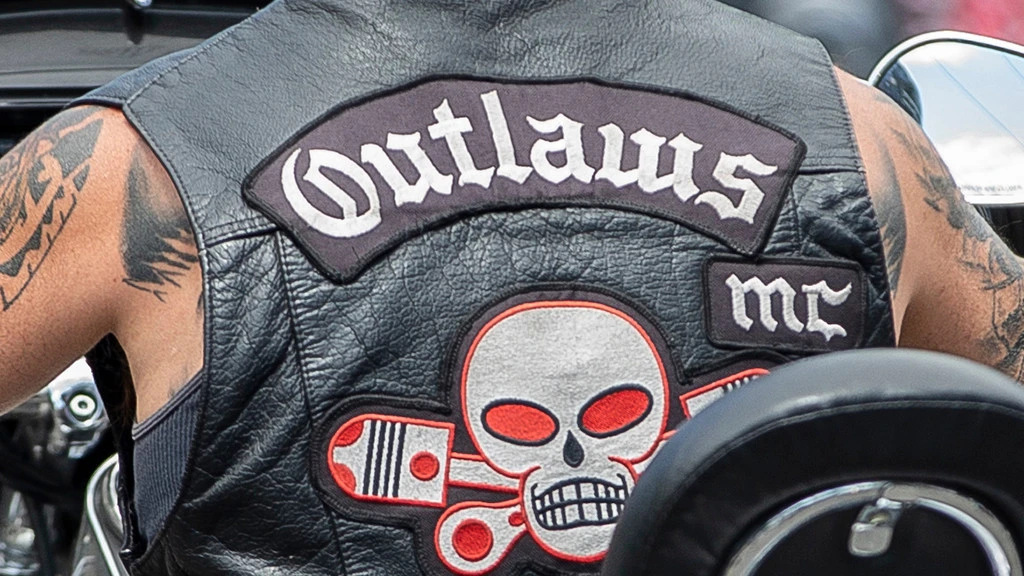 the outlaws biker gang